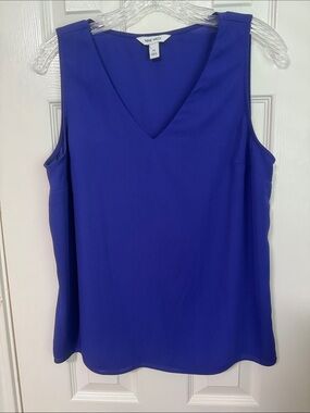 Nine West V-Neck Sleeveless Camisole in Purple